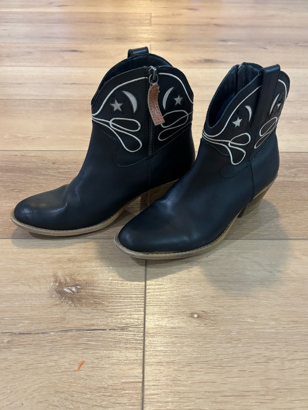 Dingo Western Boots Size 7.5